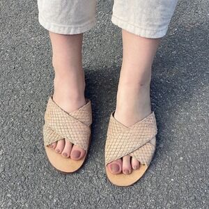 Loeffler Randall Claudie Sandals Womens 8 Tan Woven Cross Strap Leather‎ Slides